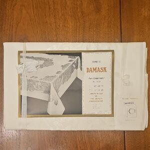 Damask Tablecloth in White